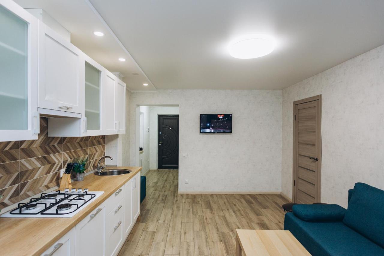 Luxe Apart-Hotel Near Lavina New Building 1 Floor Sumy Bagian luar foto
