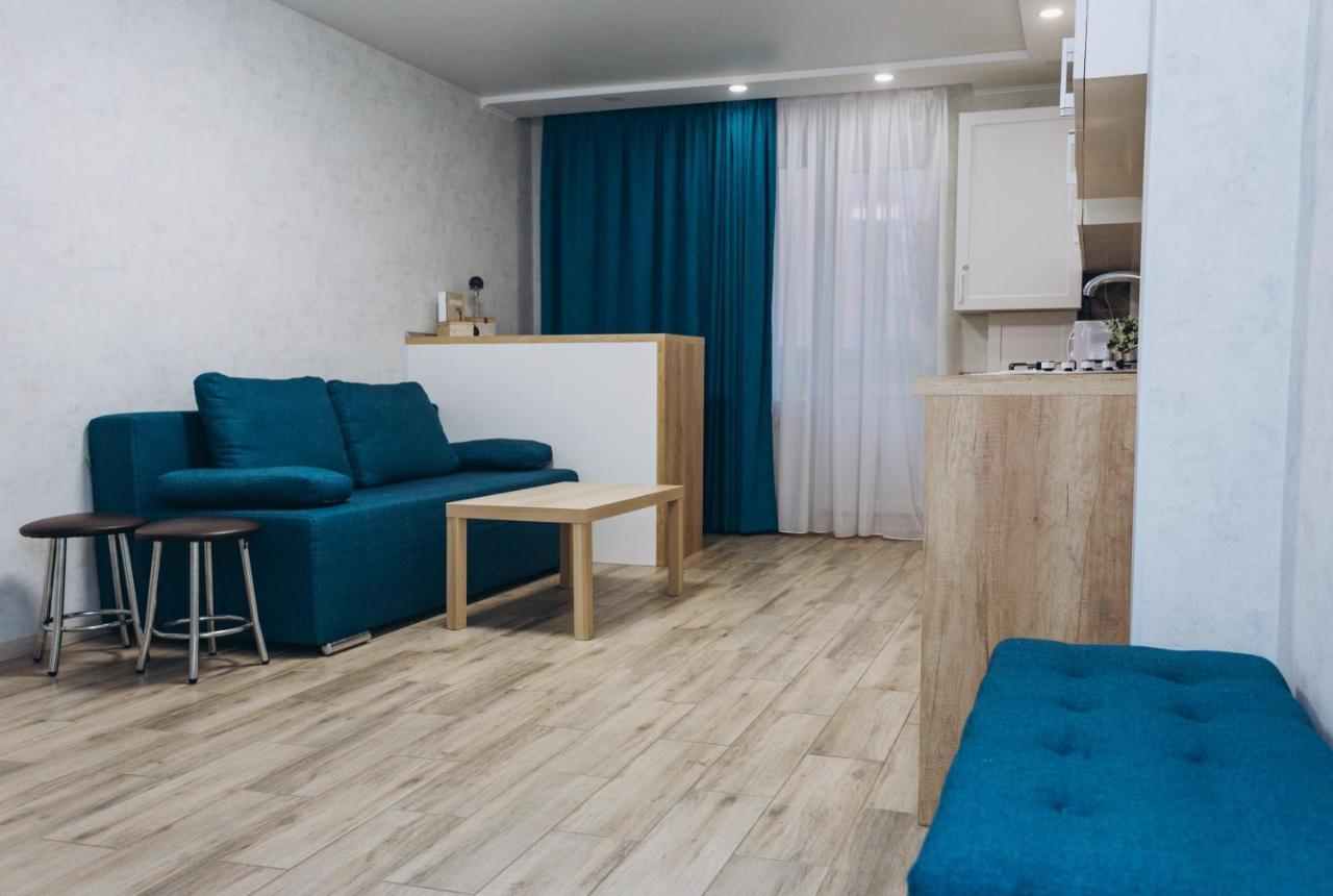 Luxe Apart-Hotel Near Lavina New Building 1 Floor Sumy Bagian luar foto