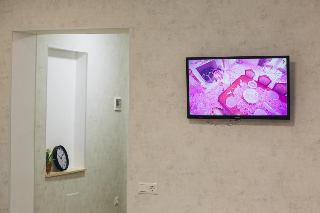 Luxe Apart-Hotel Near Lavina New Building 1 Floor Sumy Bagian luar foto